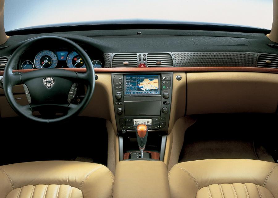  Lancia Thesis 2002 года  (фото 31 из 199)
